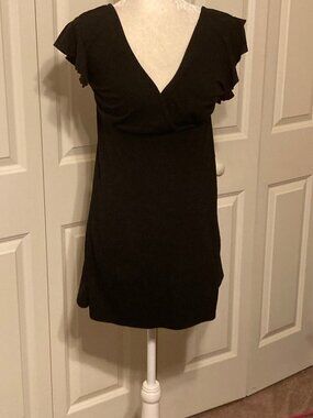 Stitch & Pine ~ Little Black Dress ~ Size Medium